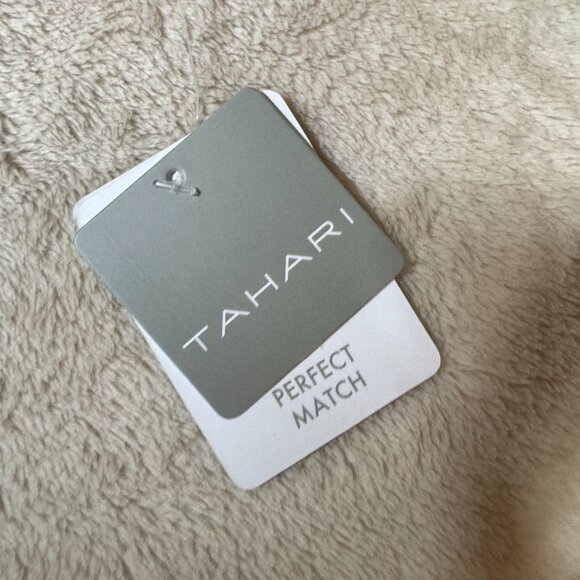 Tahari Snowflake Winter Fair Isle Red Pullover Ski Sweater Size 3T NEW WITH TAG - Picture 4 of 6